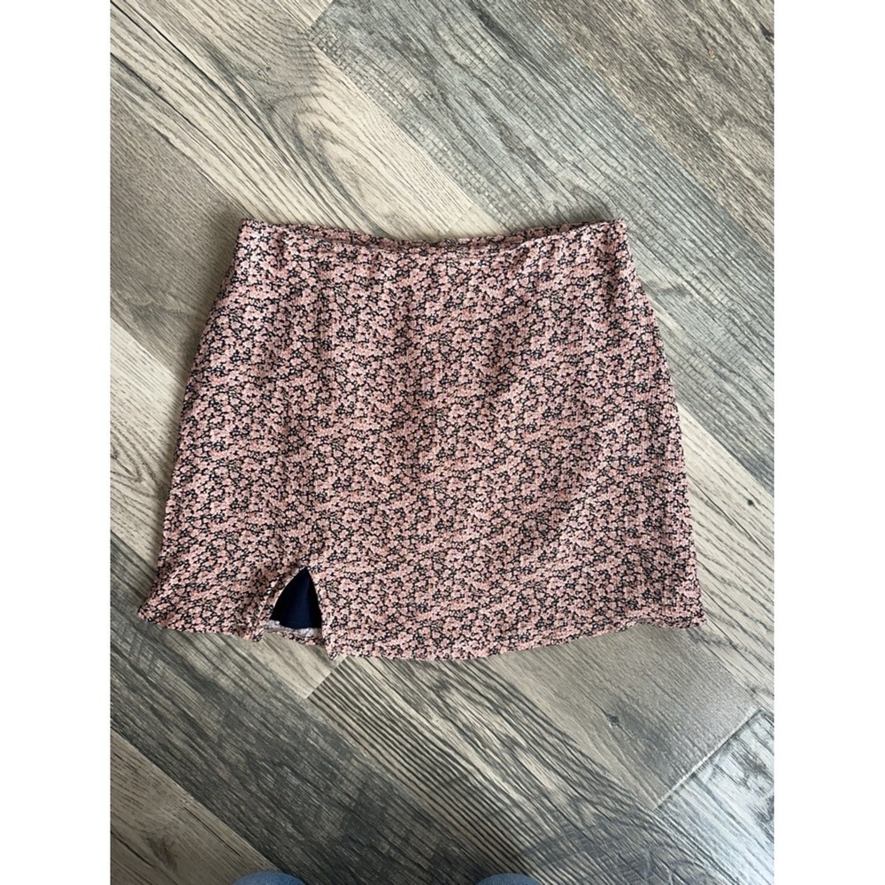 American Eagle Floral Mini Skirt pink and black womens size small